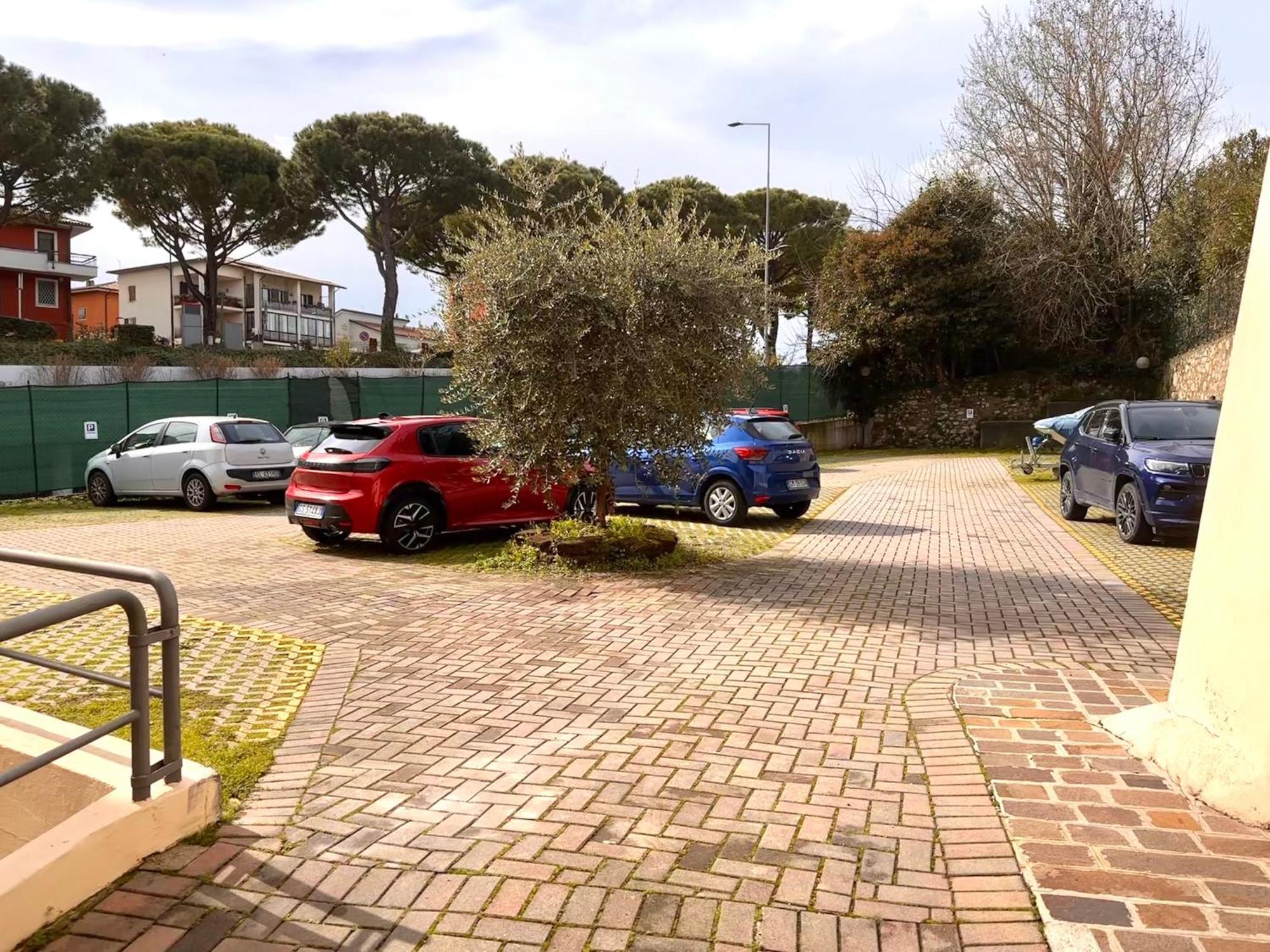Apartamento Gioiello Deco Nel Centro Storico Desenzano del Garda Exterior foto