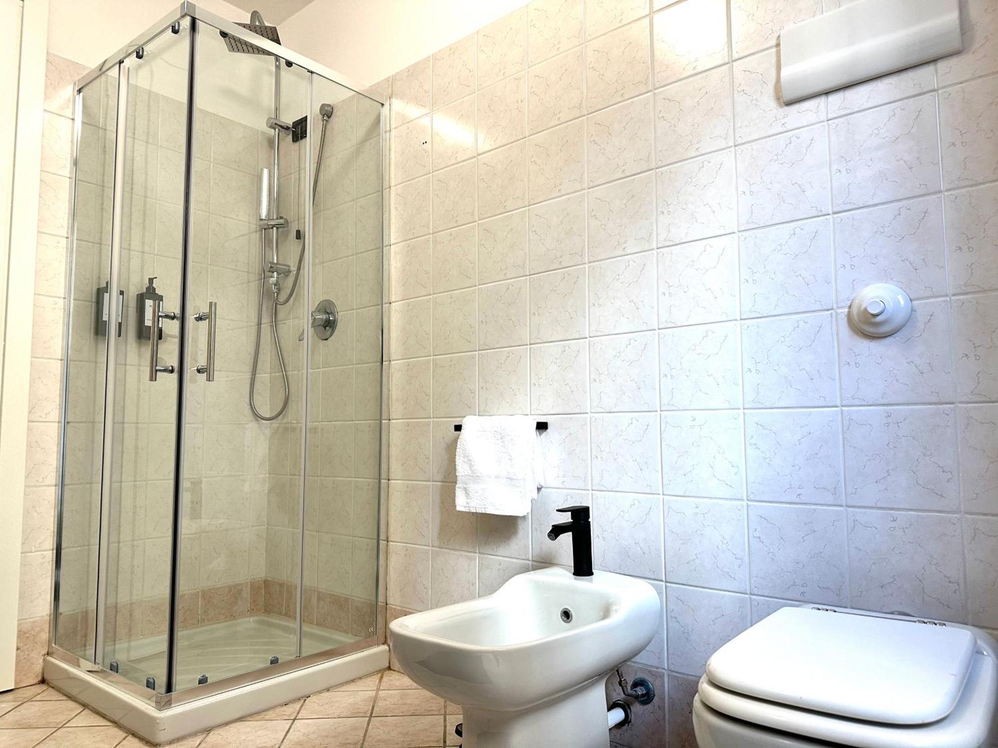 Apartamento Gioiello Deco Nel Centro Storico Desenzano del Garda Exterior foto